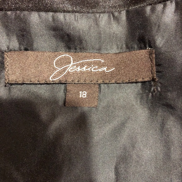 Black Sequin Draped Open-Front Jacket
Vintage, EUC
Jessica (Sears)
Size 18 - Picture 7 of 8